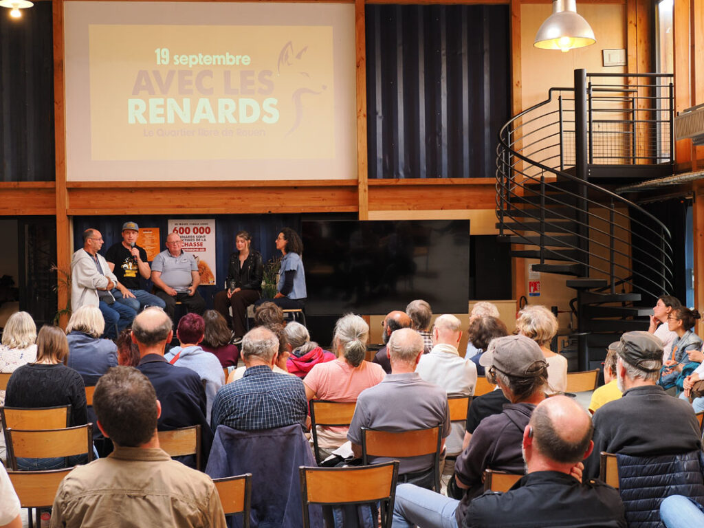 avec les renards : beau succès pour la journée interassociative à rouen ! 5 Avec les renards : beau succès pour la journée interassociative à Rouen !